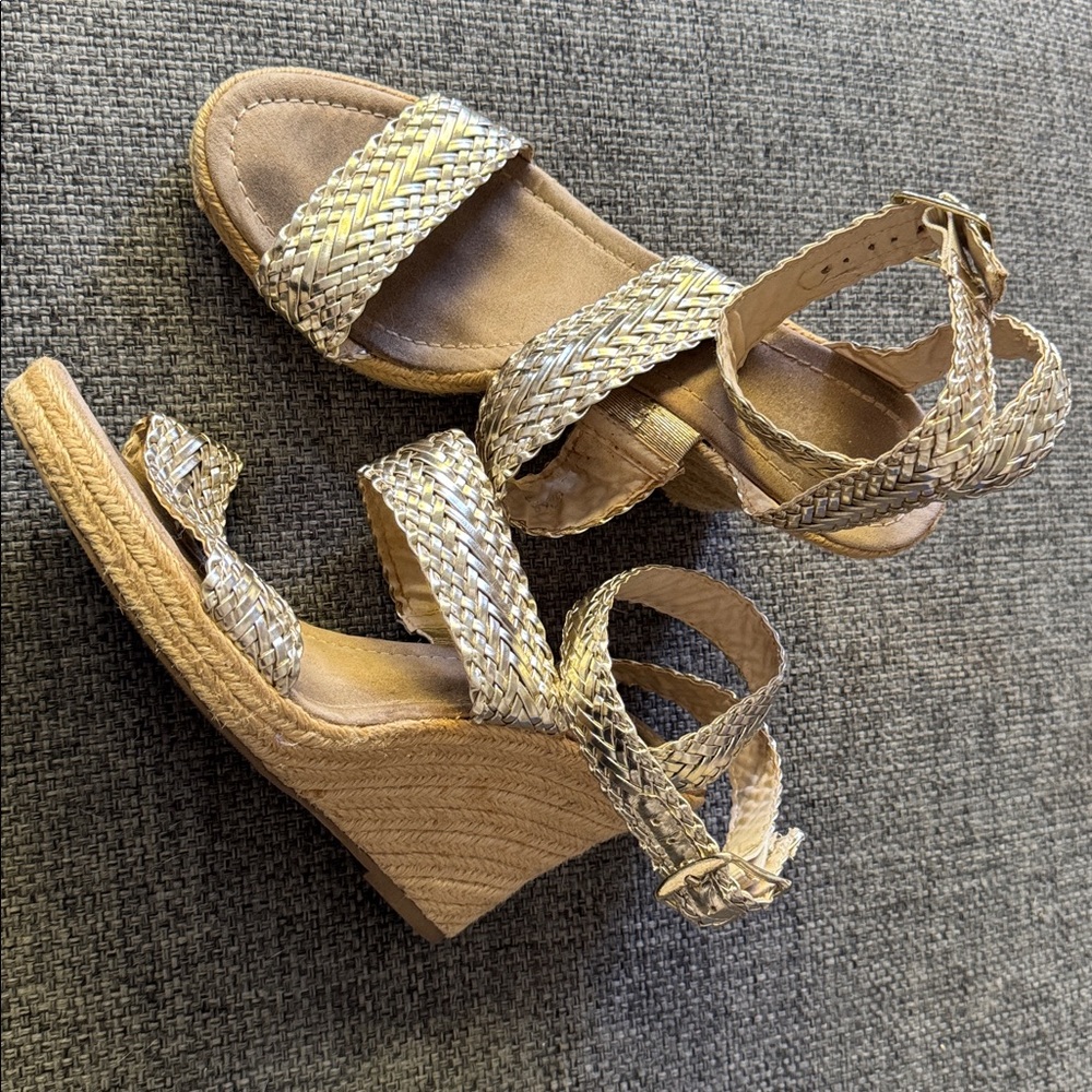 Braided Metallic Strappy Espadrille Wedge Sandals Size 9